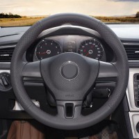 Оплетка на руль из «Premium» экокожи Volkswagen Amarok 2010-2015 г.в. (для руля без штатной кожи и кнопок, черная)