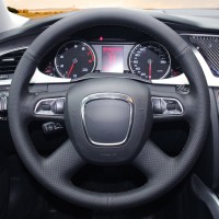 Оплетка на руль из «Premium» экокожи Audi B8 (мультируль, без подрулевых лепестков, черная)